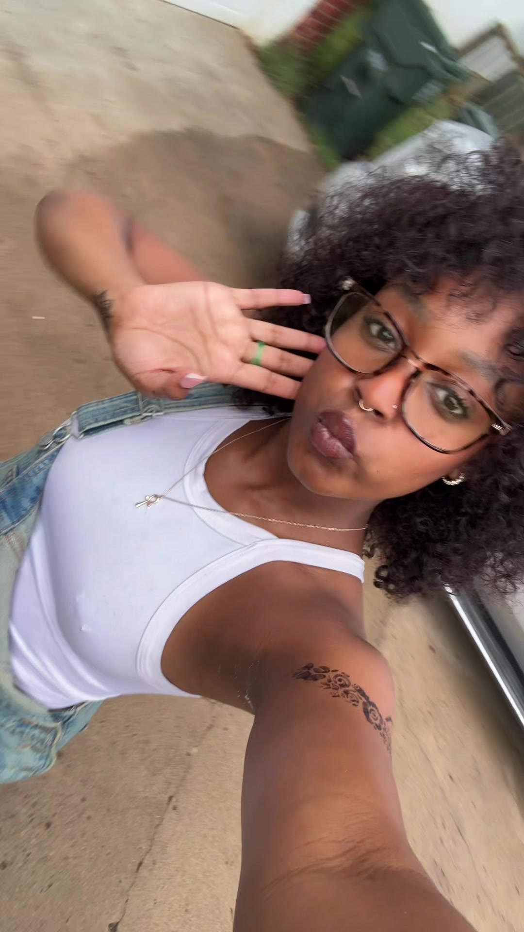 @thtsexyleoooo