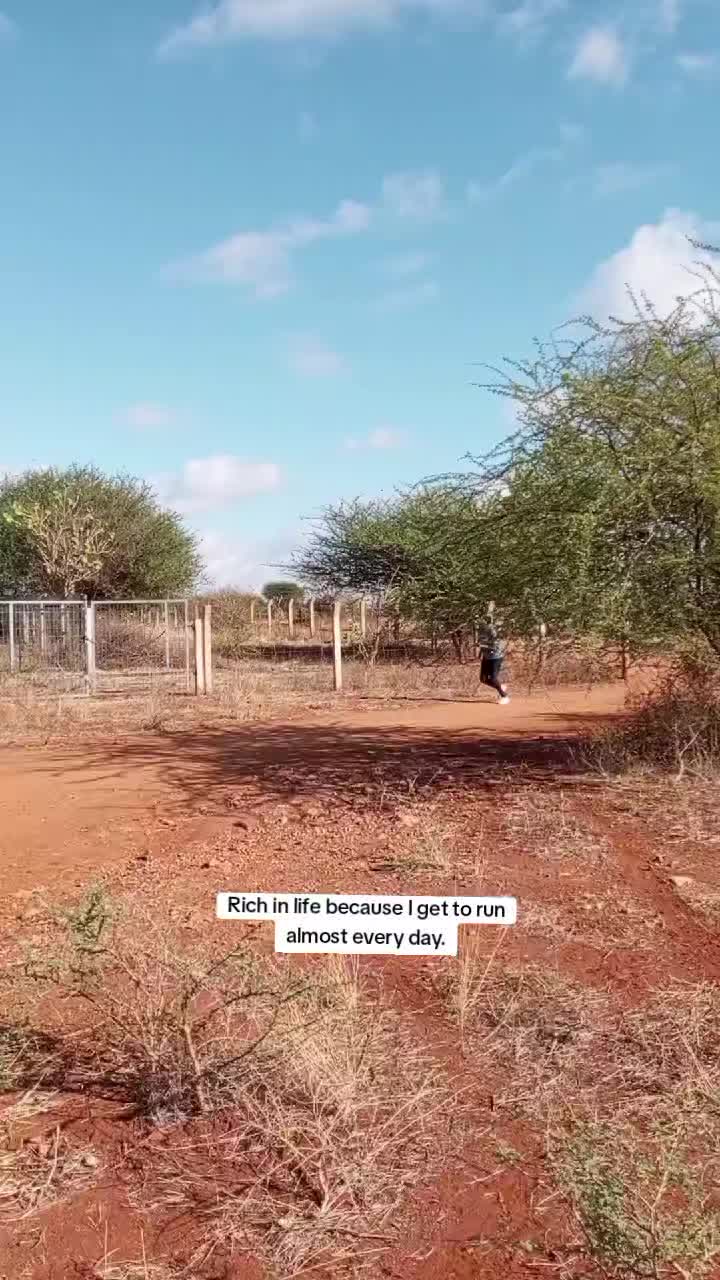 @thequietrunner woman