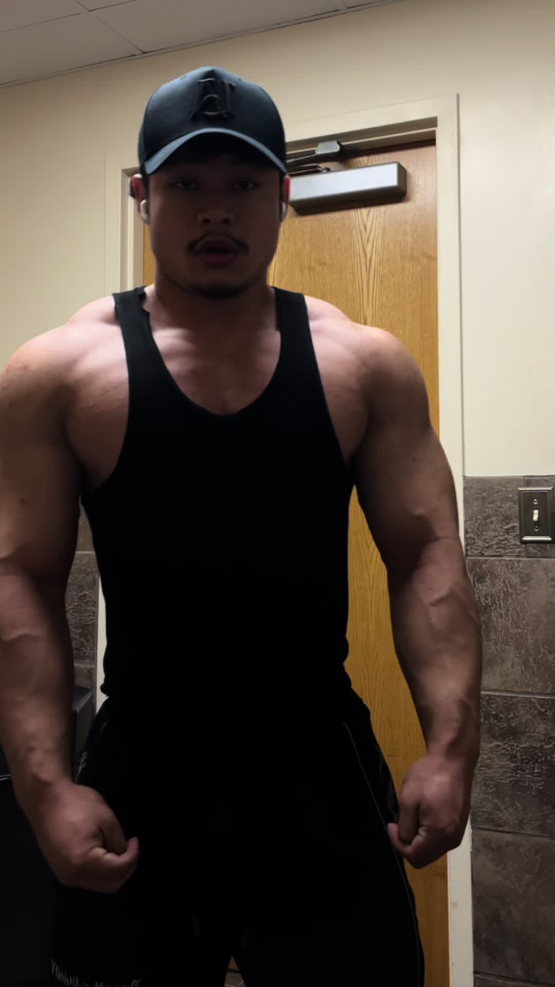 @Extralarge24