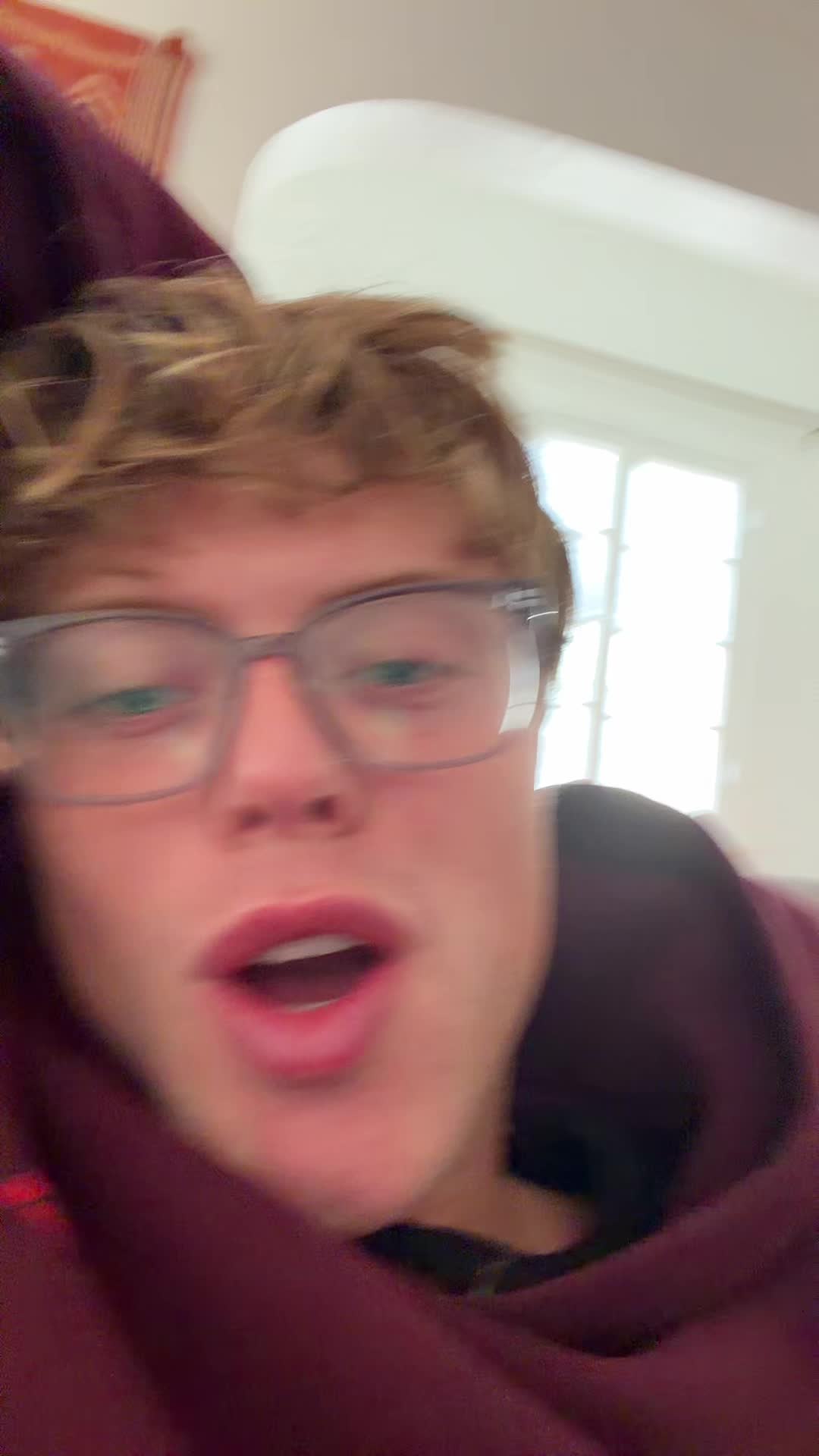 @Hi