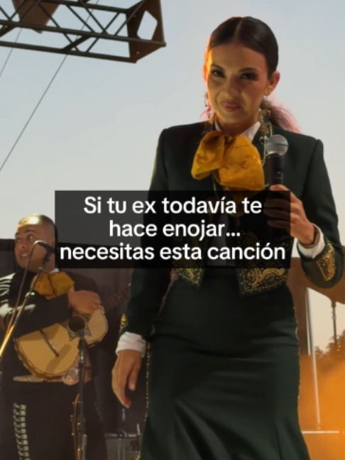@Lupita Infante