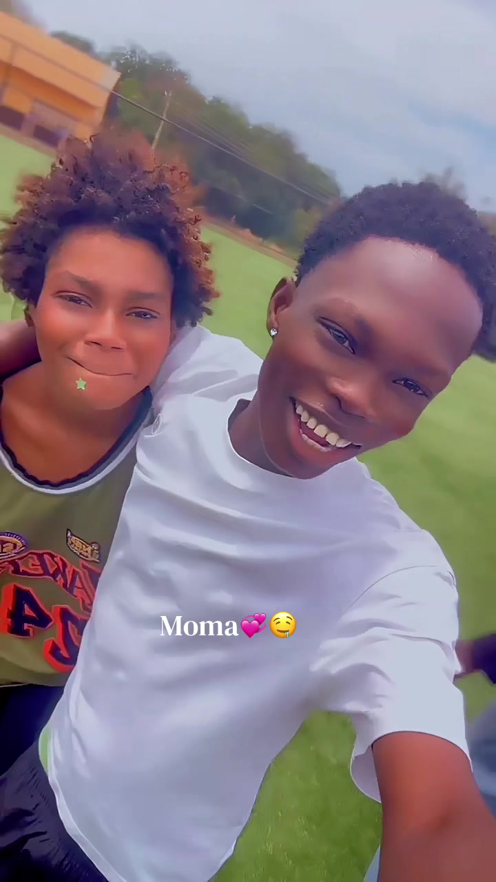 @𝐒𝐓𝐑𝐄𝐄𝐓 💚𝐂𝐎𝐃𝐄 🛍️🤤