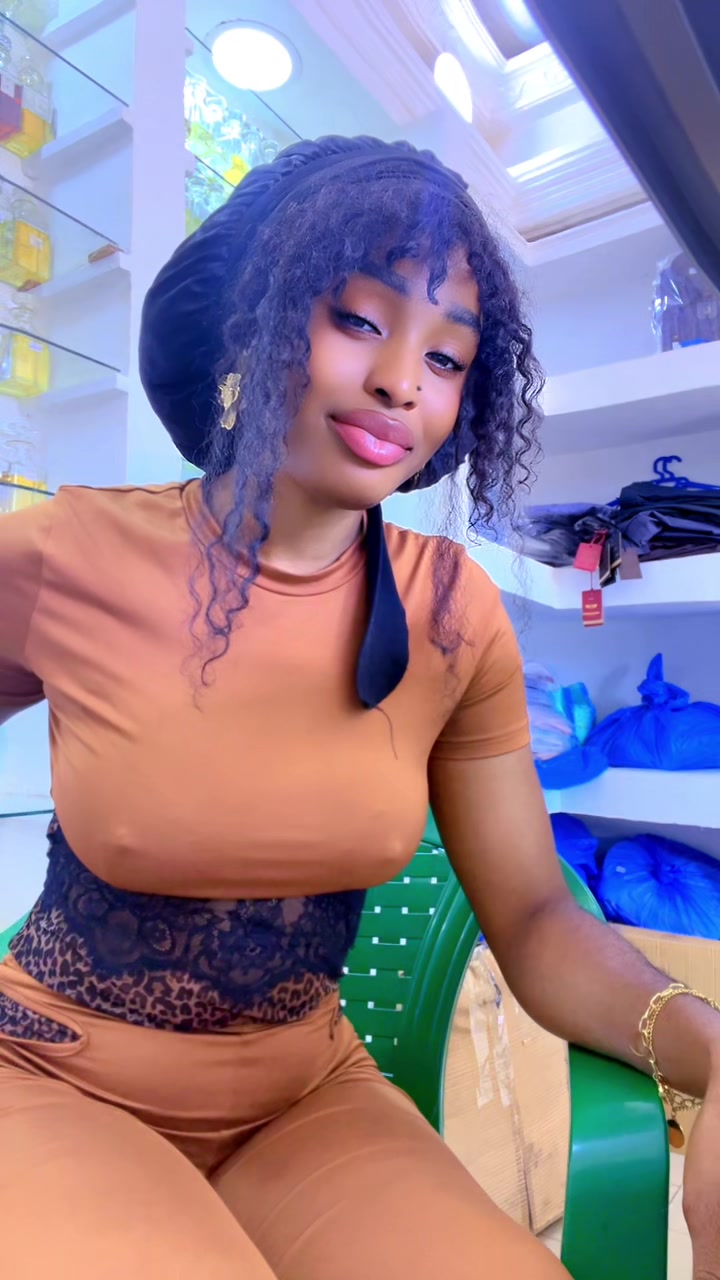 @Lady_Mira