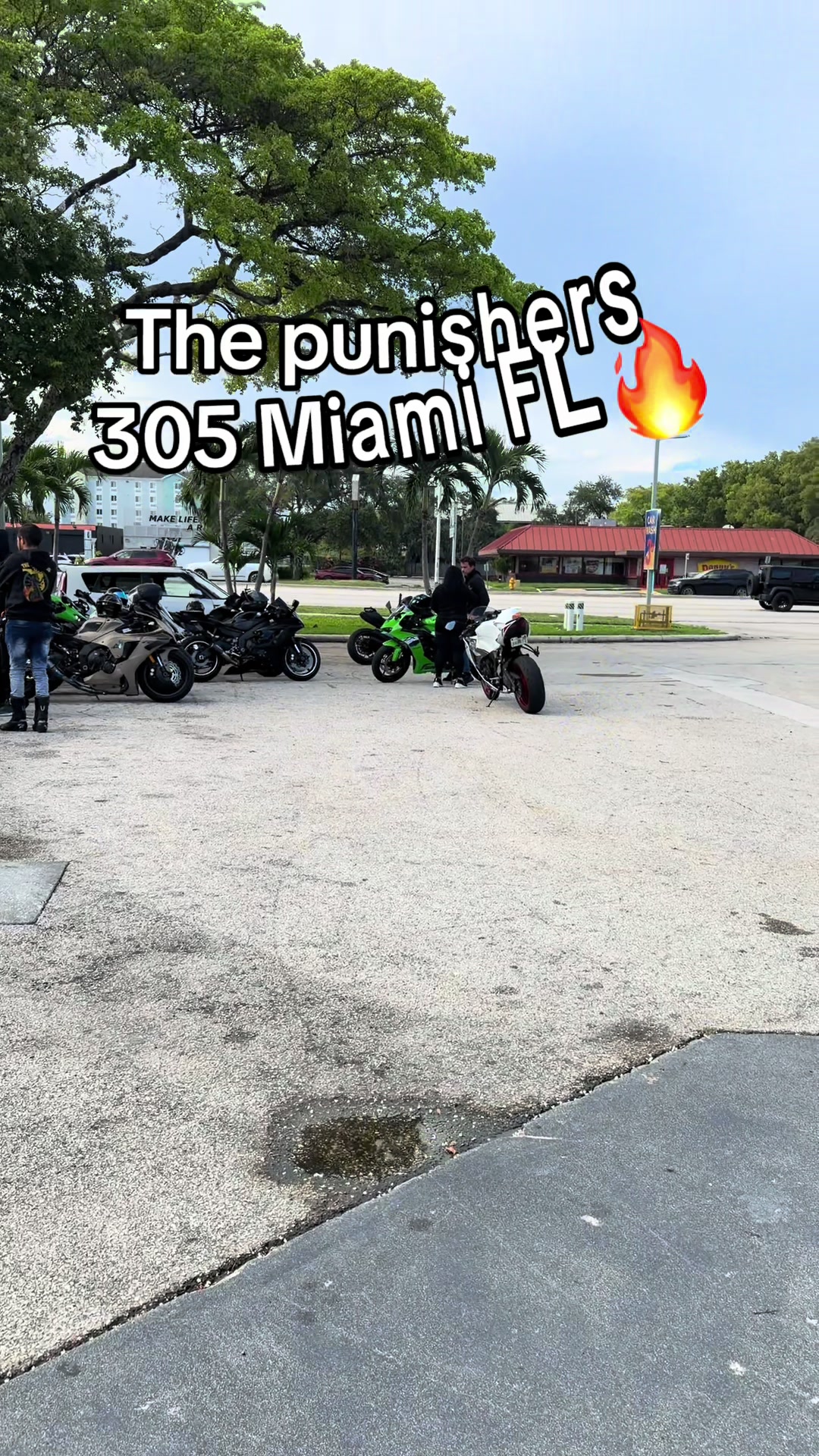 @Angel09Miami