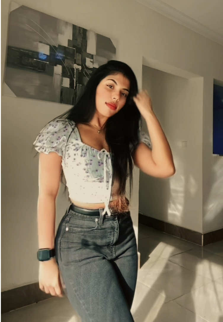 @N I K K I-නිකී🦋🇱🇰🇶🇦