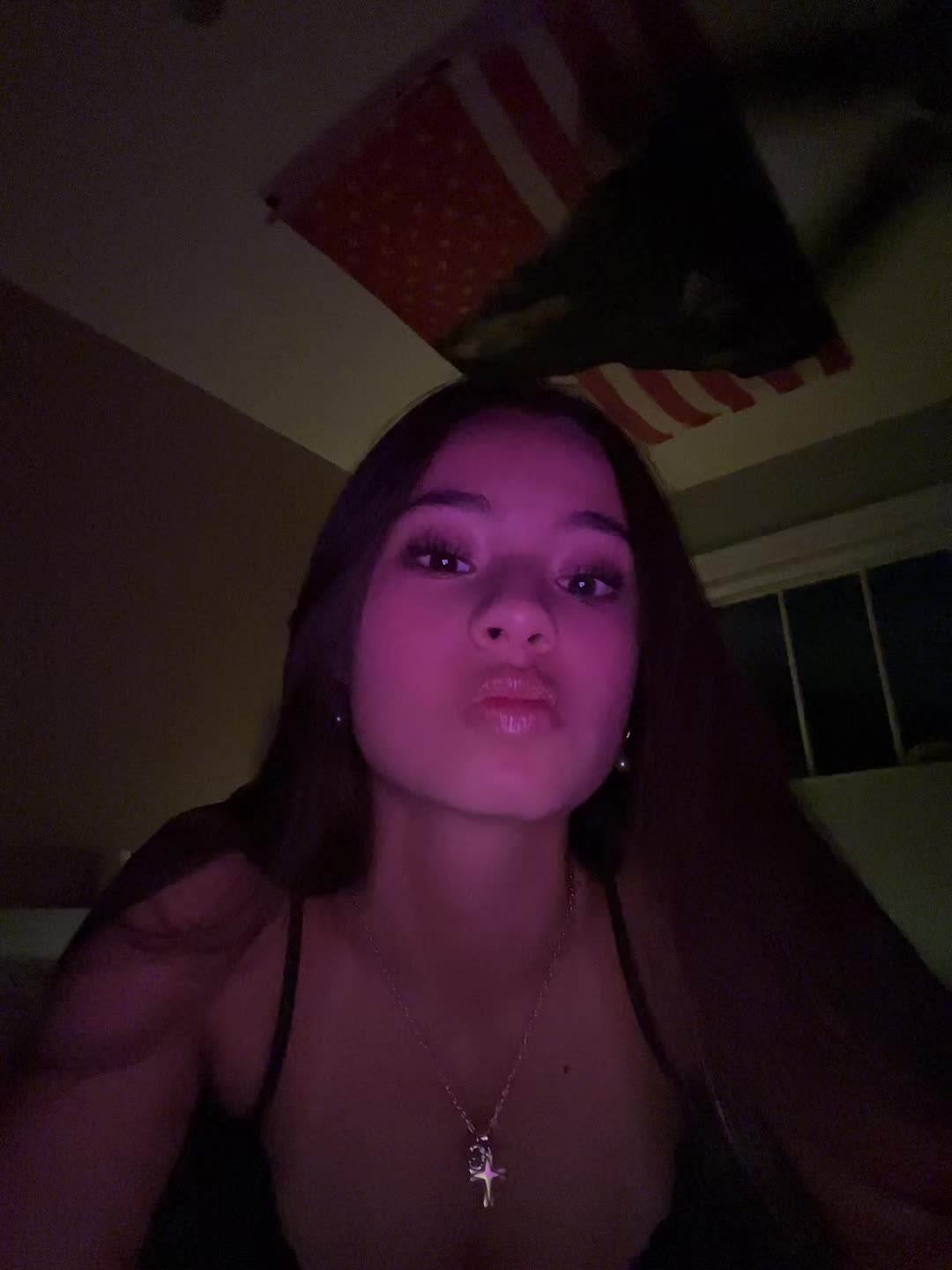 @🫚