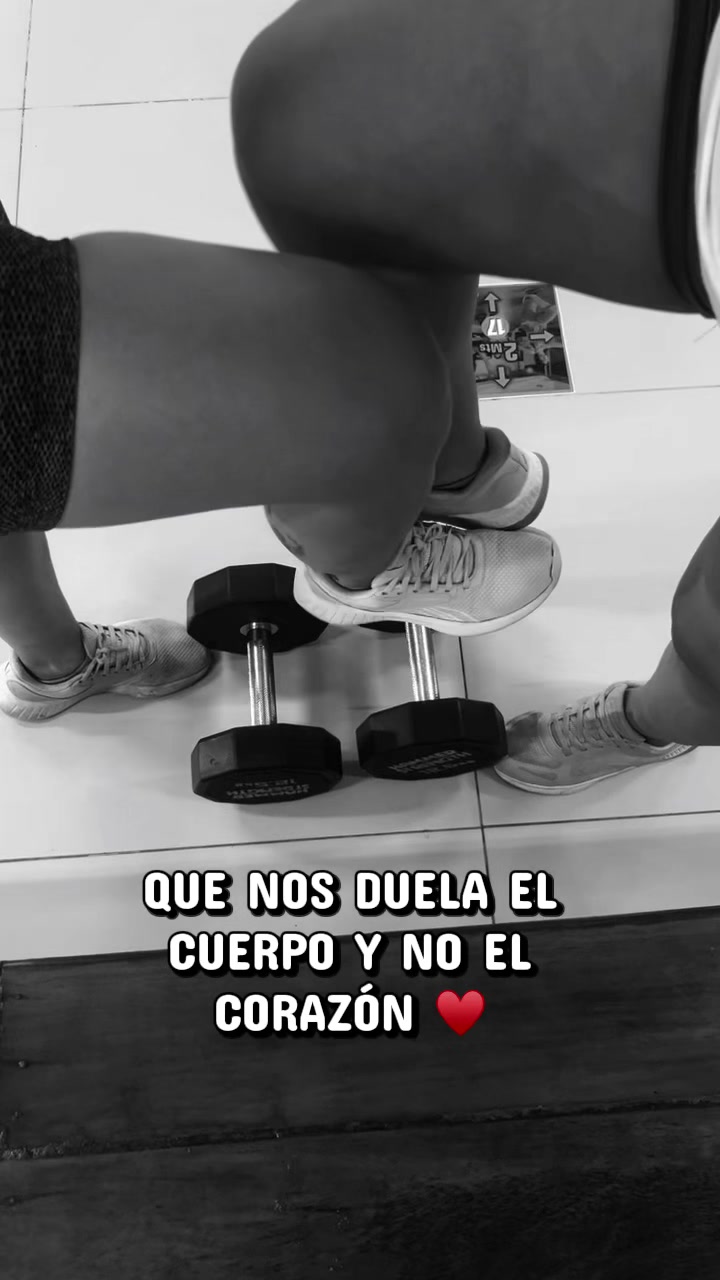 @Mía Gia 🌈🩷💜