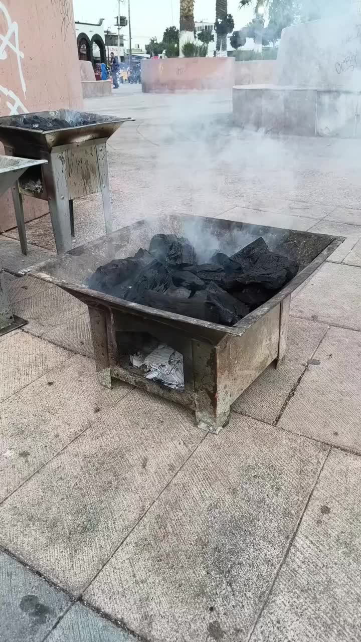 @Entre Fuegos y Aulas