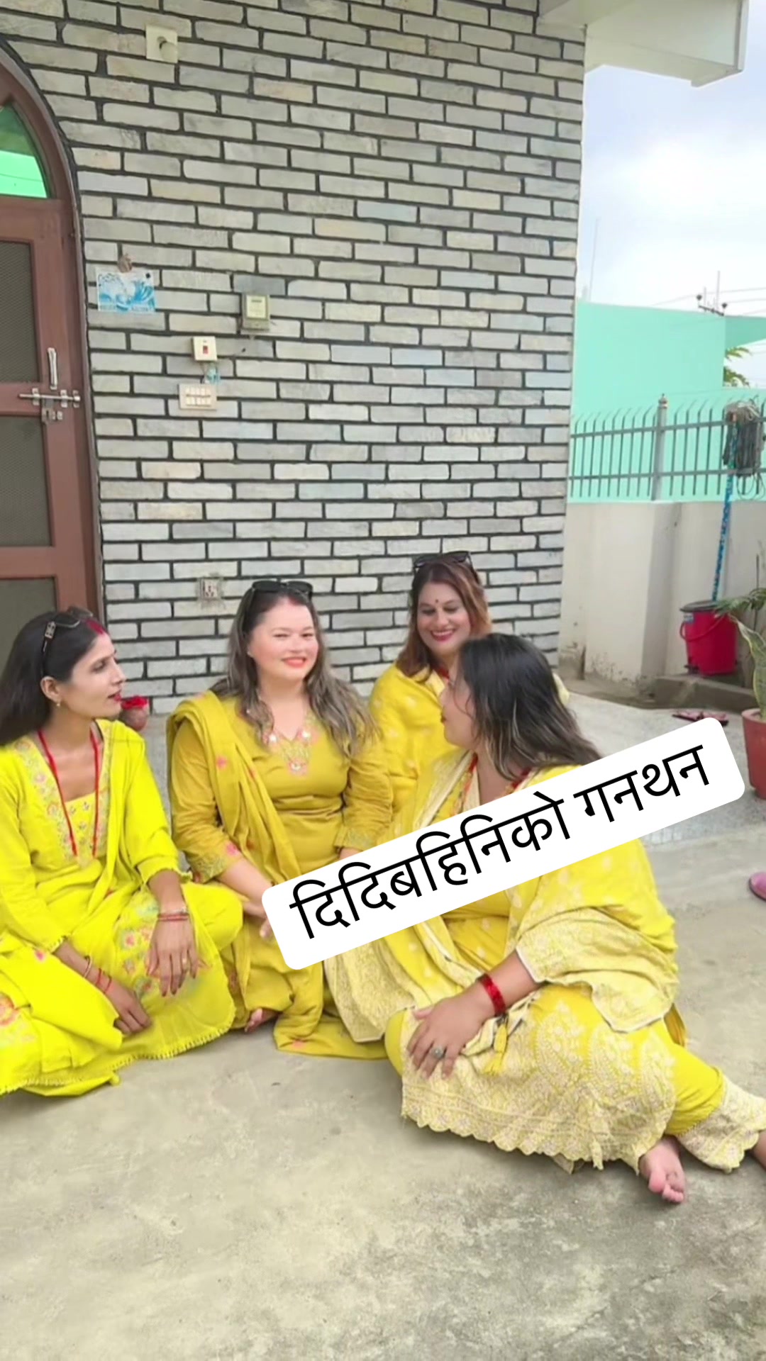 @meena gyawali (मुस्कान)