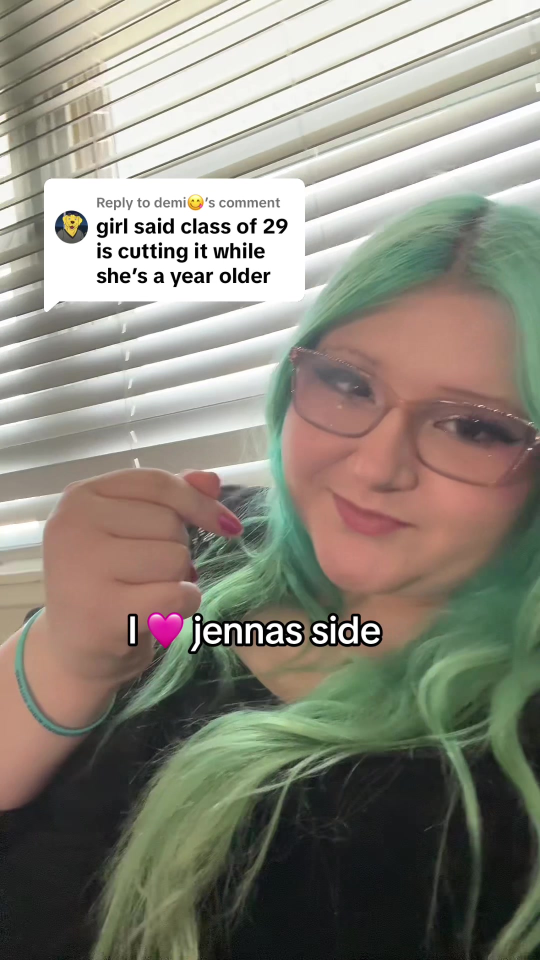 @🦄