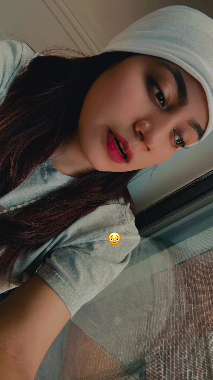 @E~L~y~❤️&zwj;🩹