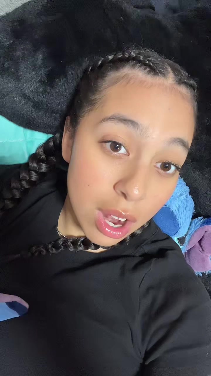 @Mia Samaniego