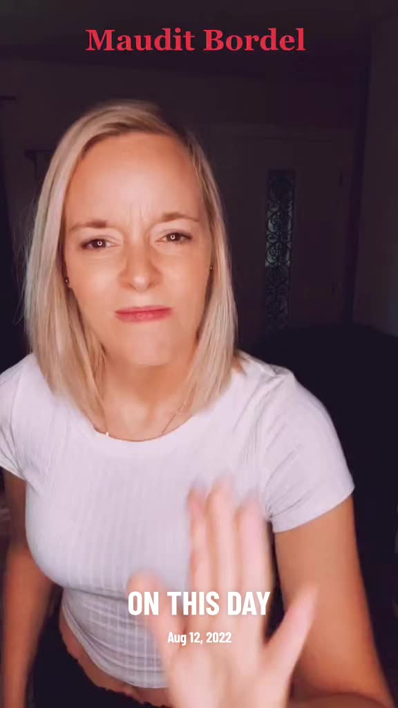 @Mel B