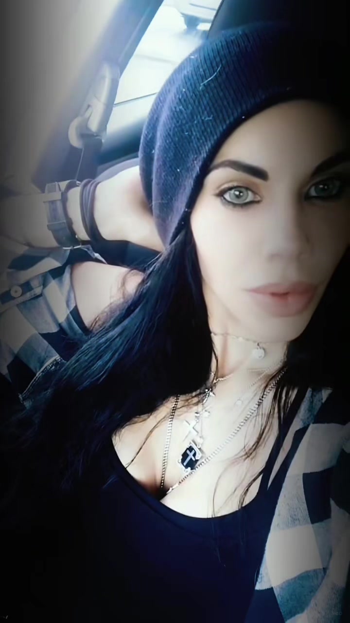 @venusgothicrealm1