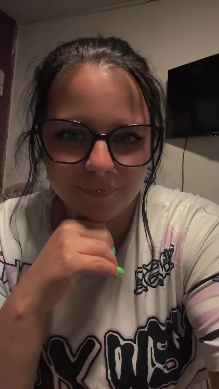 @_lischa95_