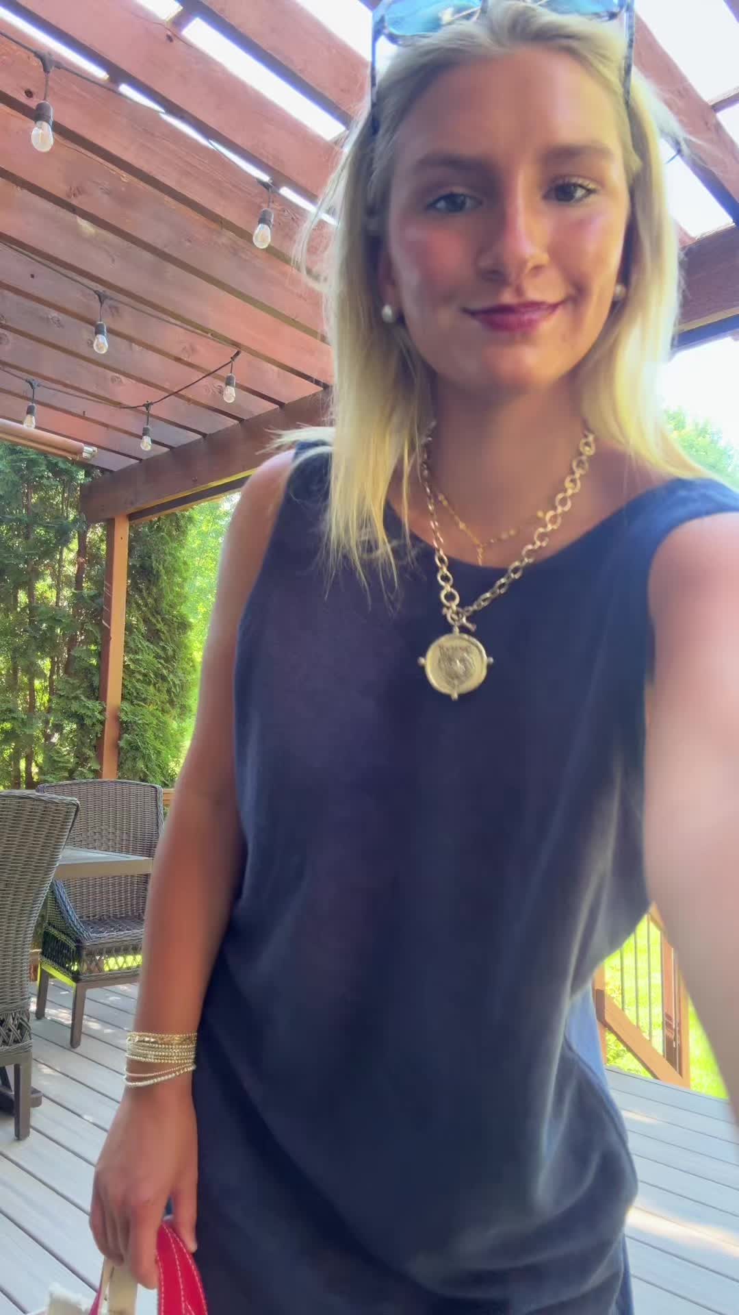 @rileywolf4