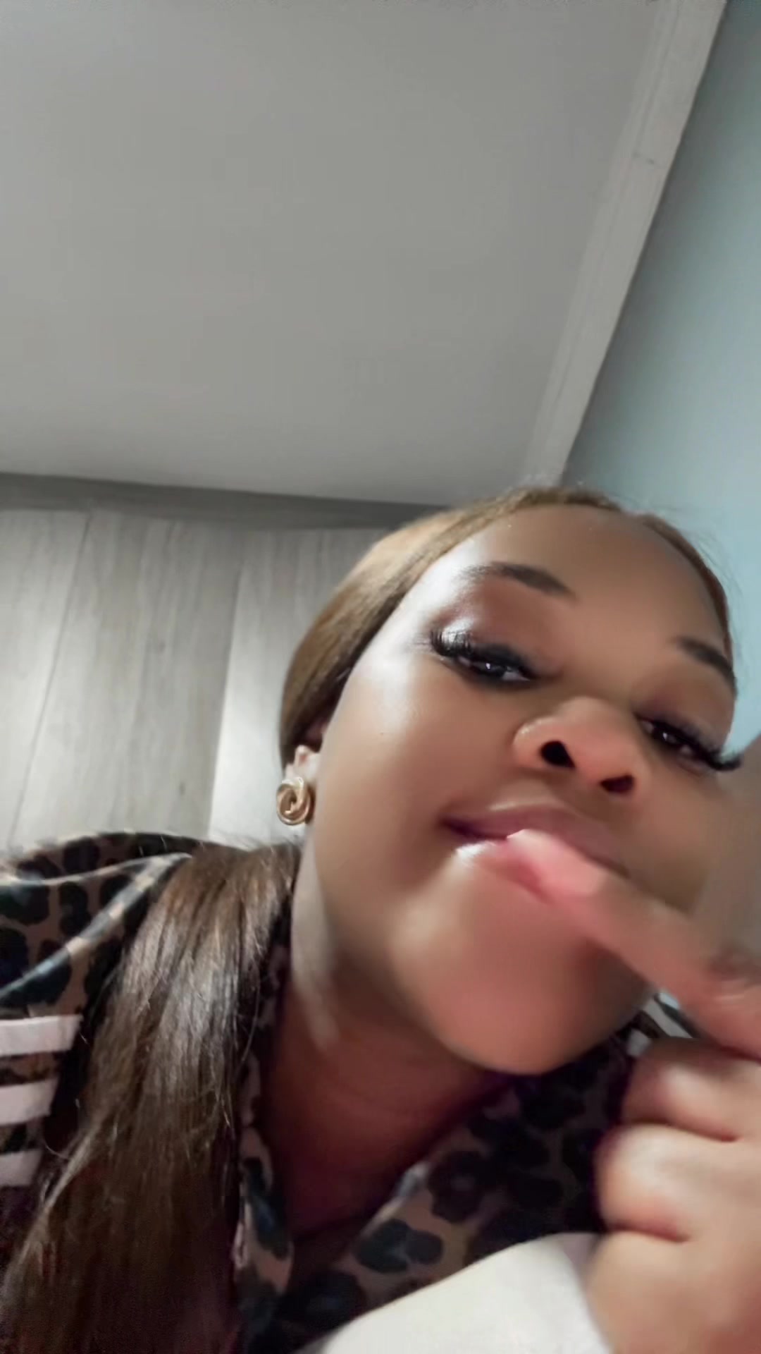 @Mambomvu🇿🇦
