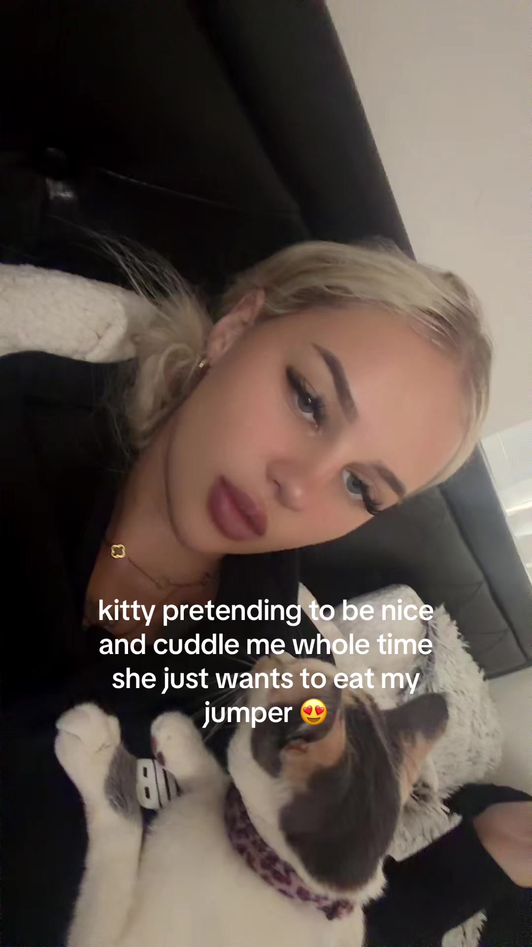 @meeshafloyd