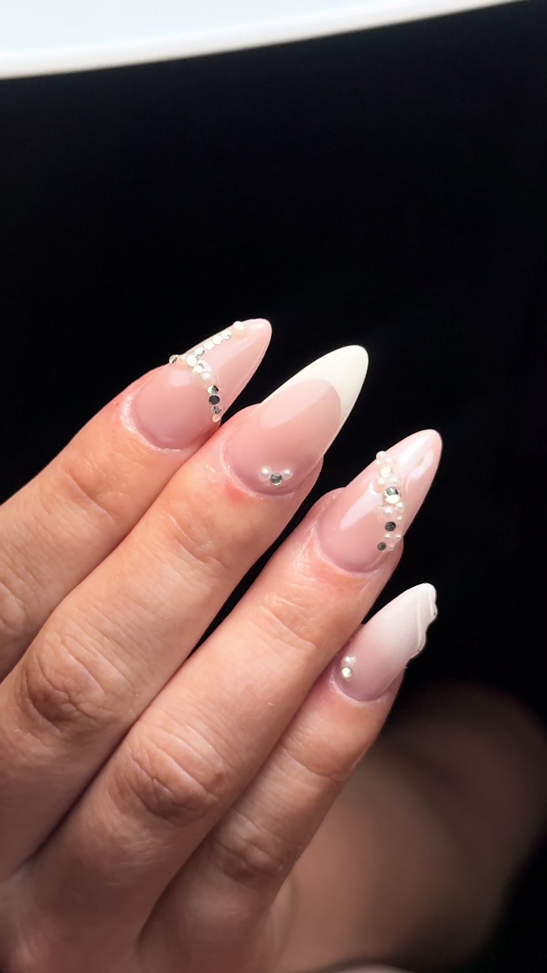@TIPZYNAILZZ