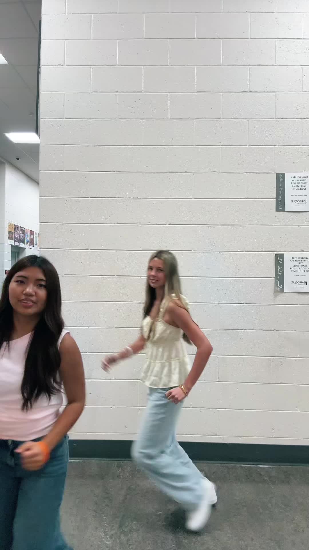 @Em☀️💗🕯️🩰🫧