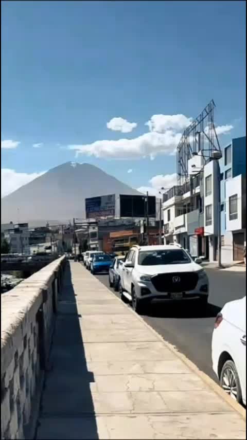 @EL MODERNISTA