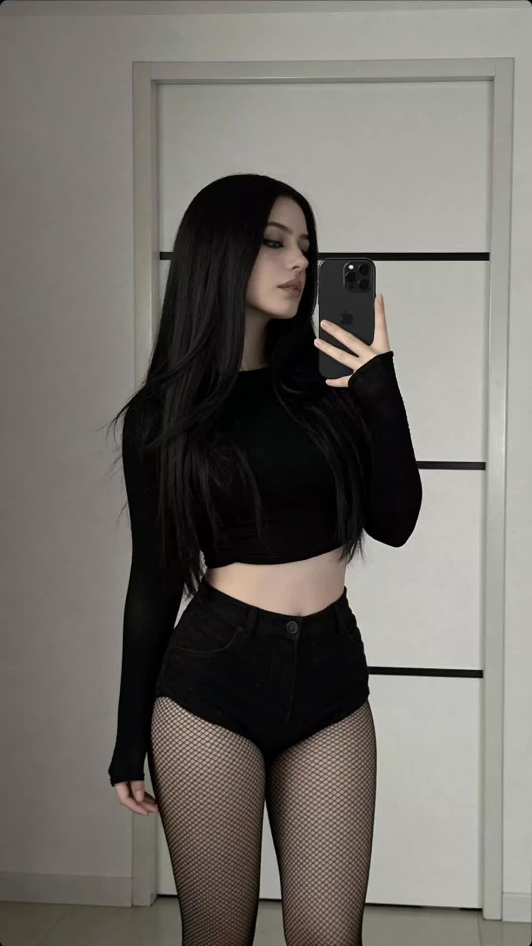 @Nicole