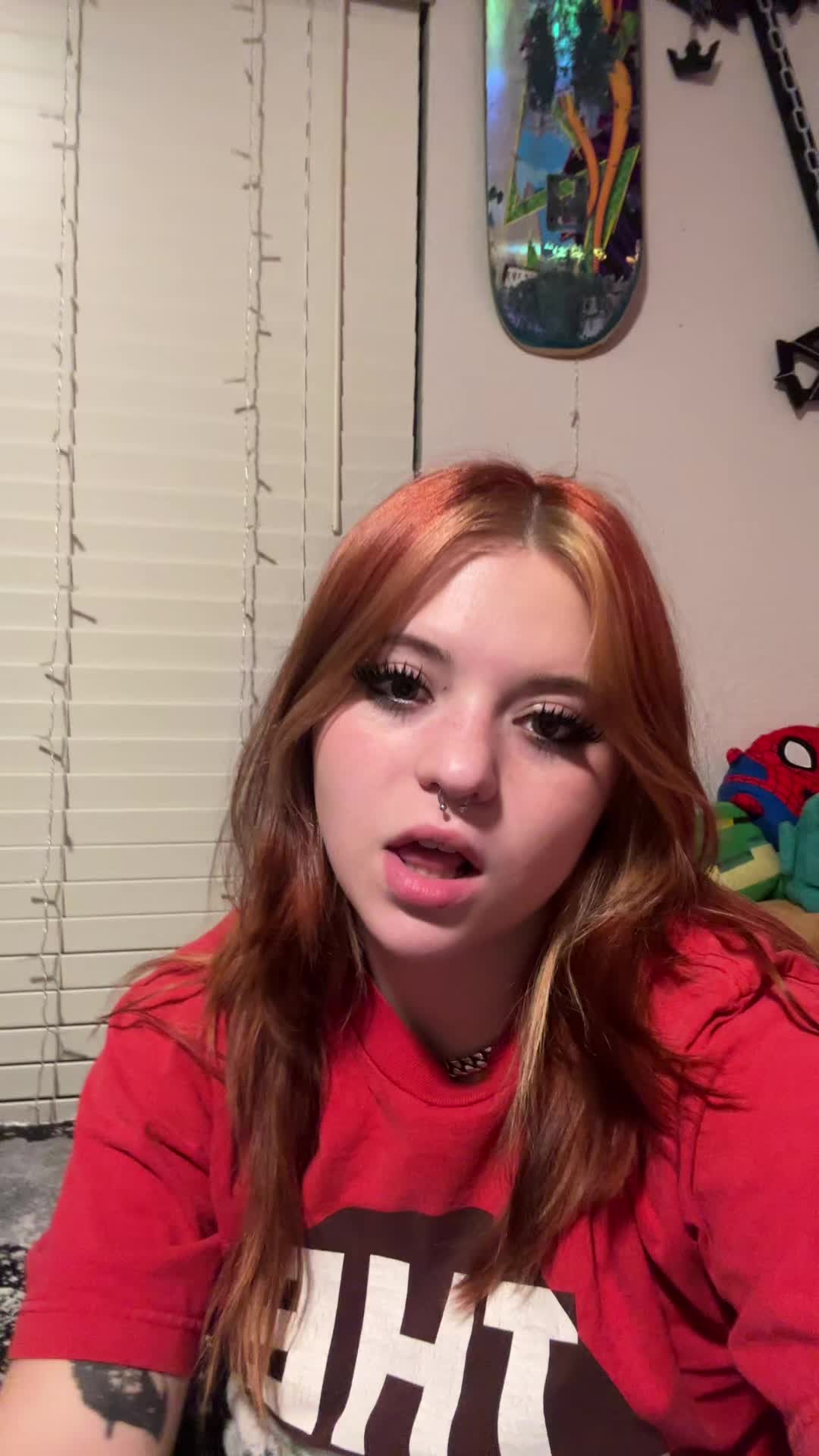 @:3