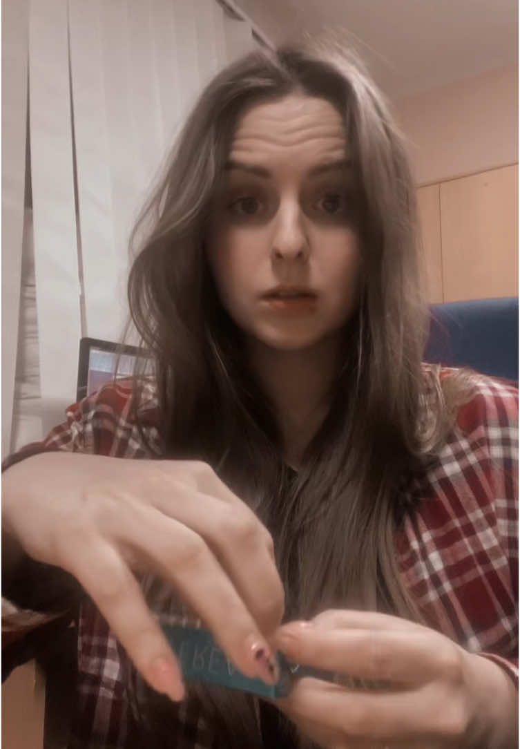 @Євгенія 🖤🍷