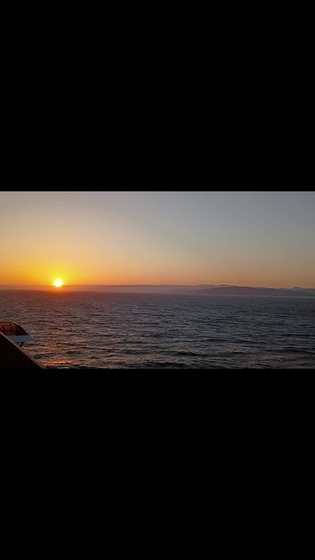 @SunsetWanderer🌅