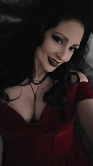 @Veronica Nocturne