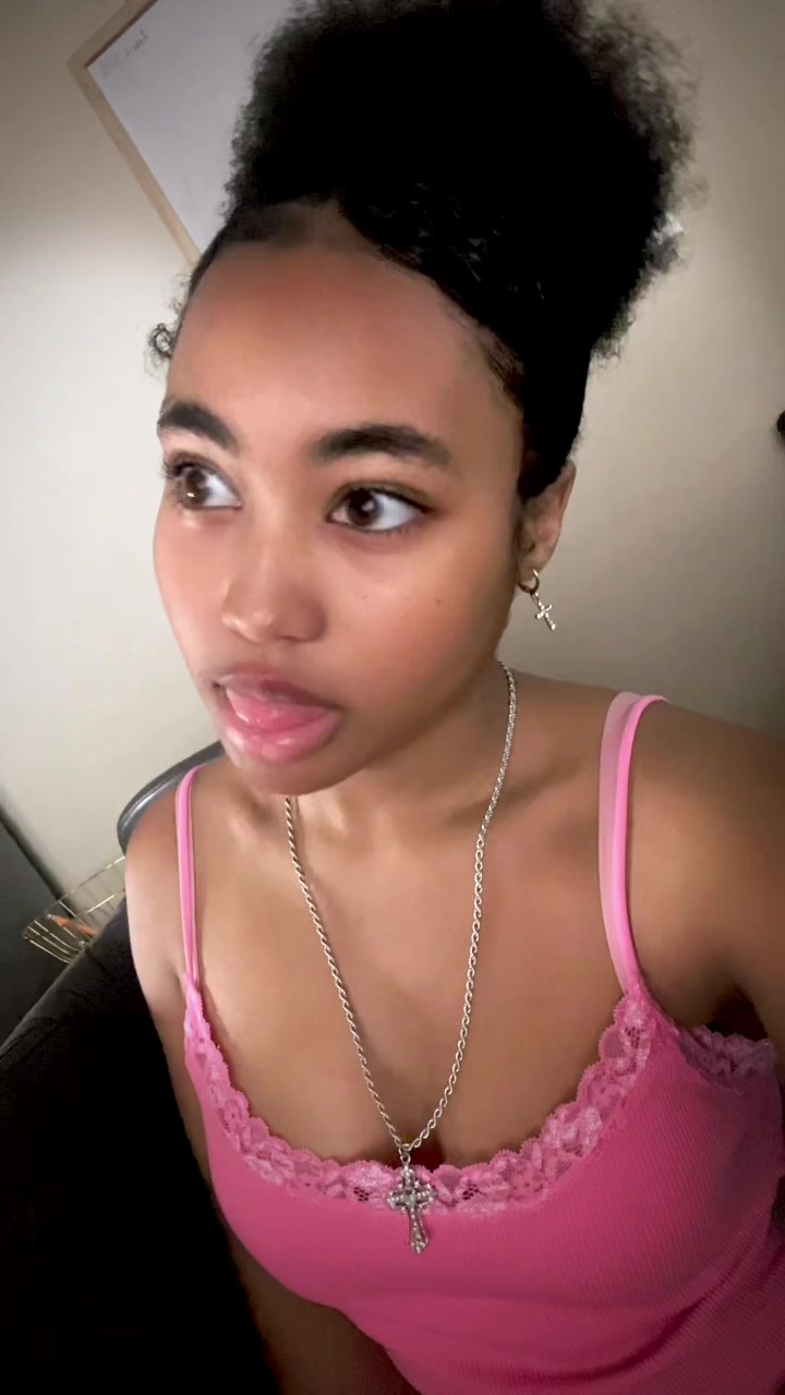 @karolnyn