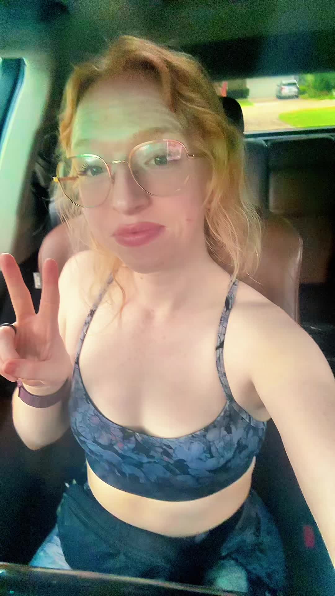 @KimberlyNicoleLivingLife