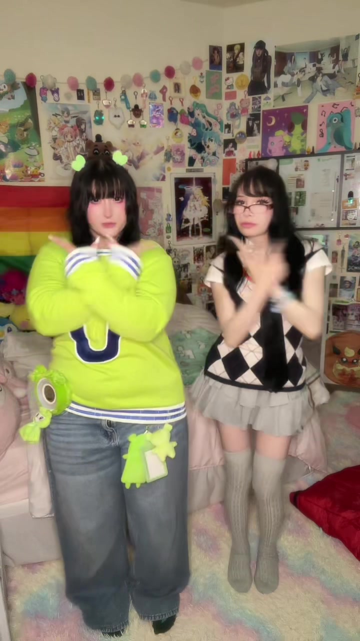 @\( &acute; ▽ ` )/ ☆彡