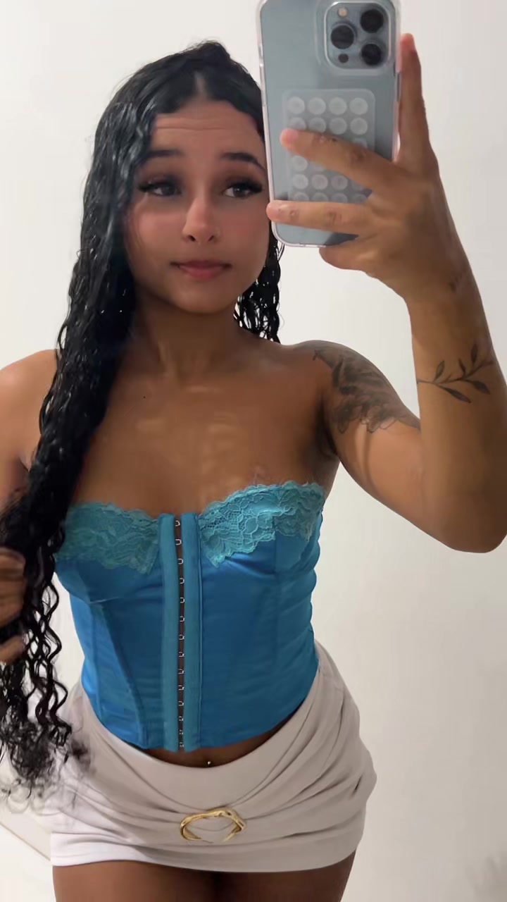 @00_laylinhaa