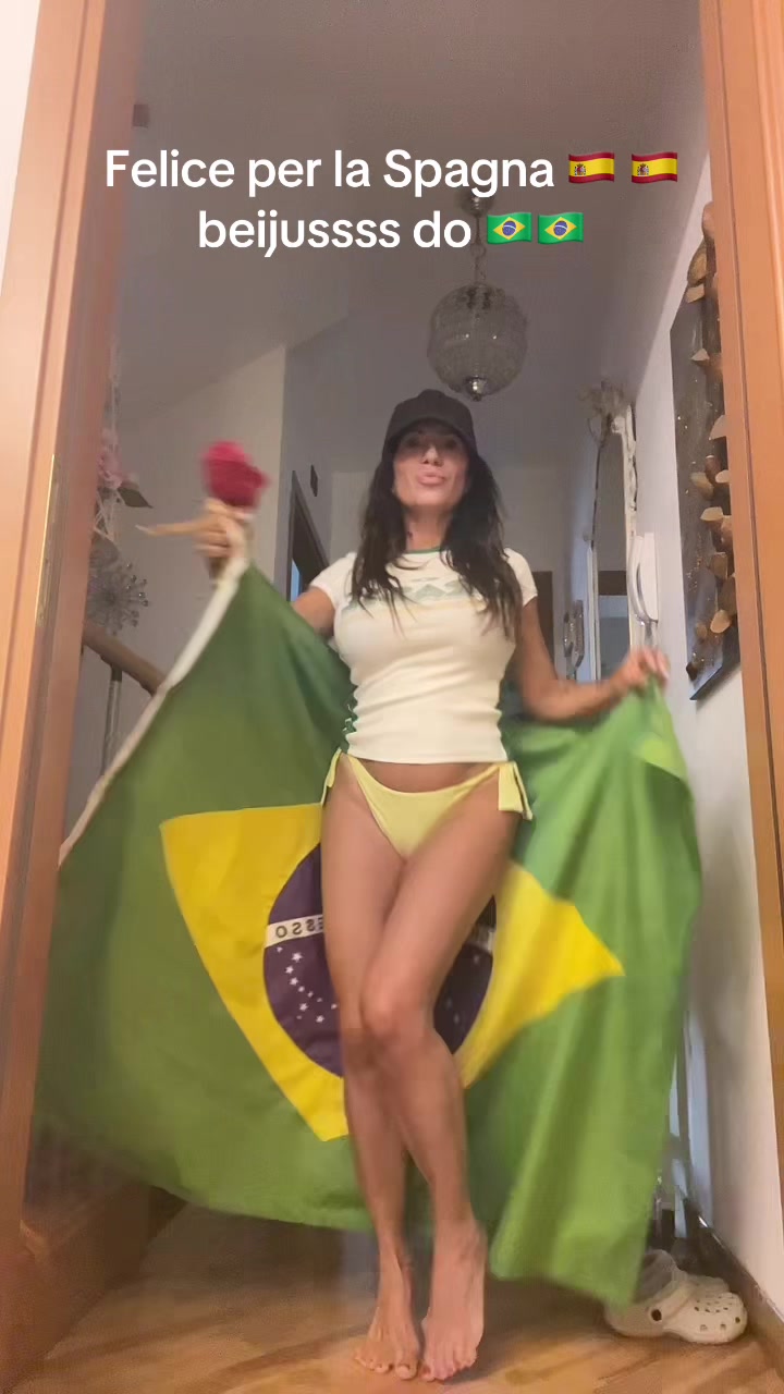 @Selvaggia