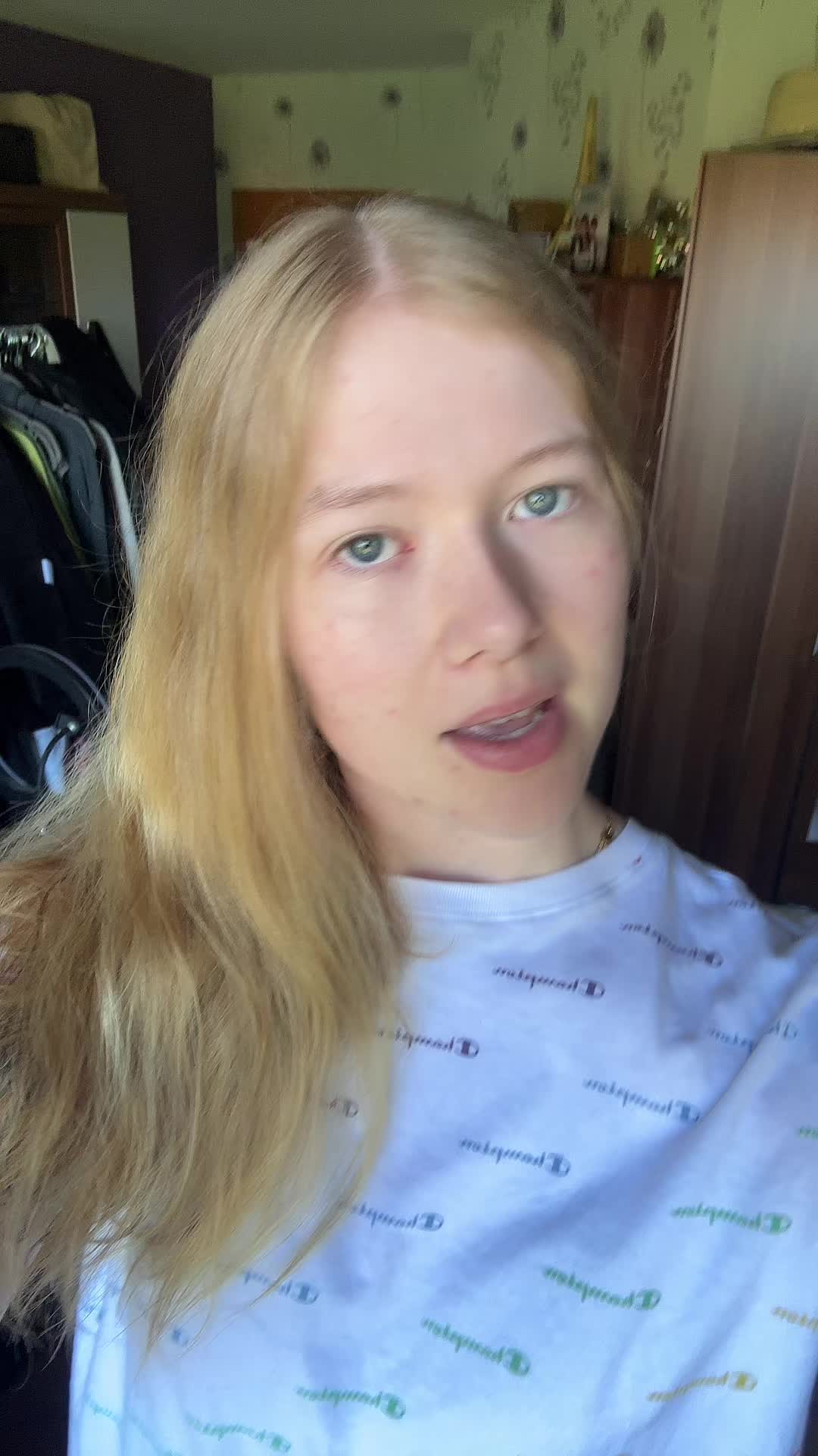 @Vivien🦦