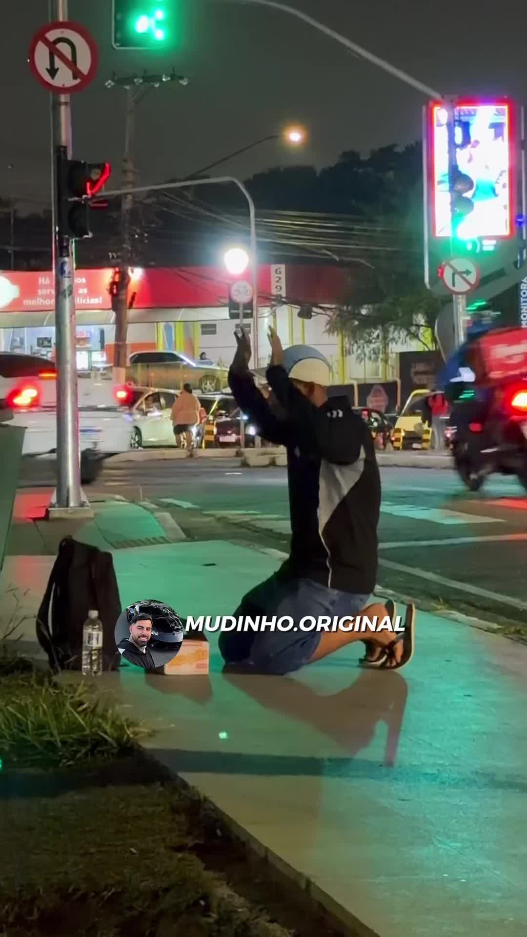 @Mudinho