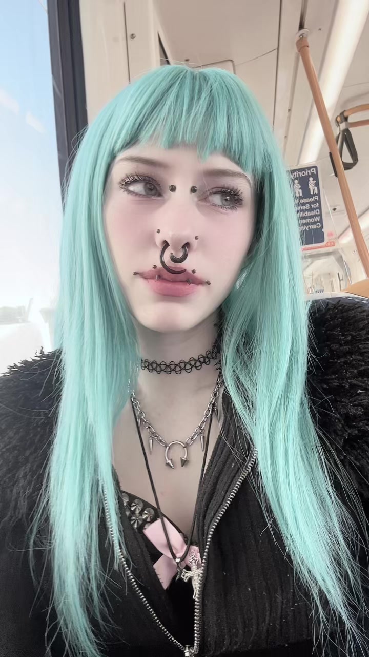 @deadgothlia