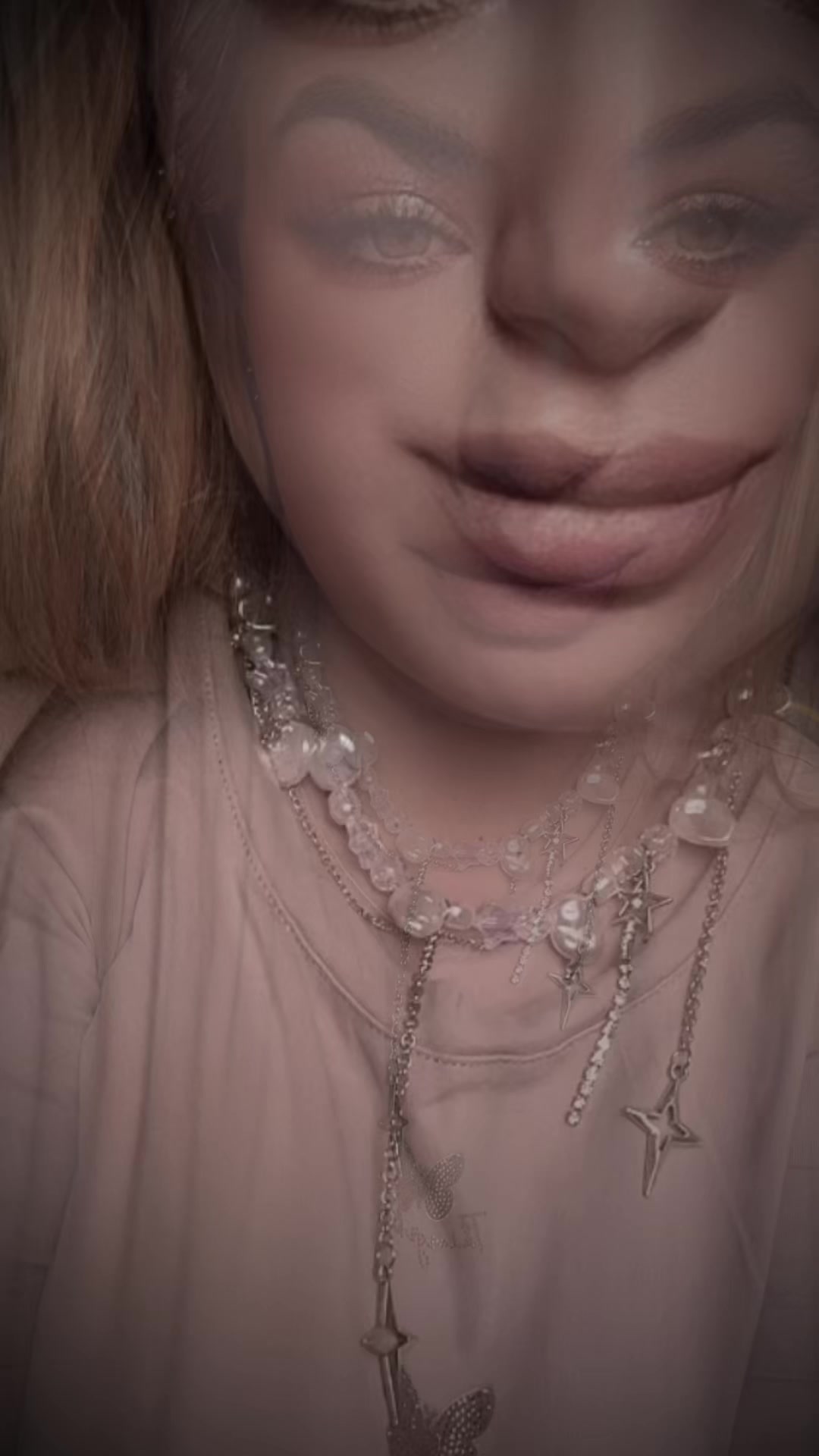 @Анюта 💜