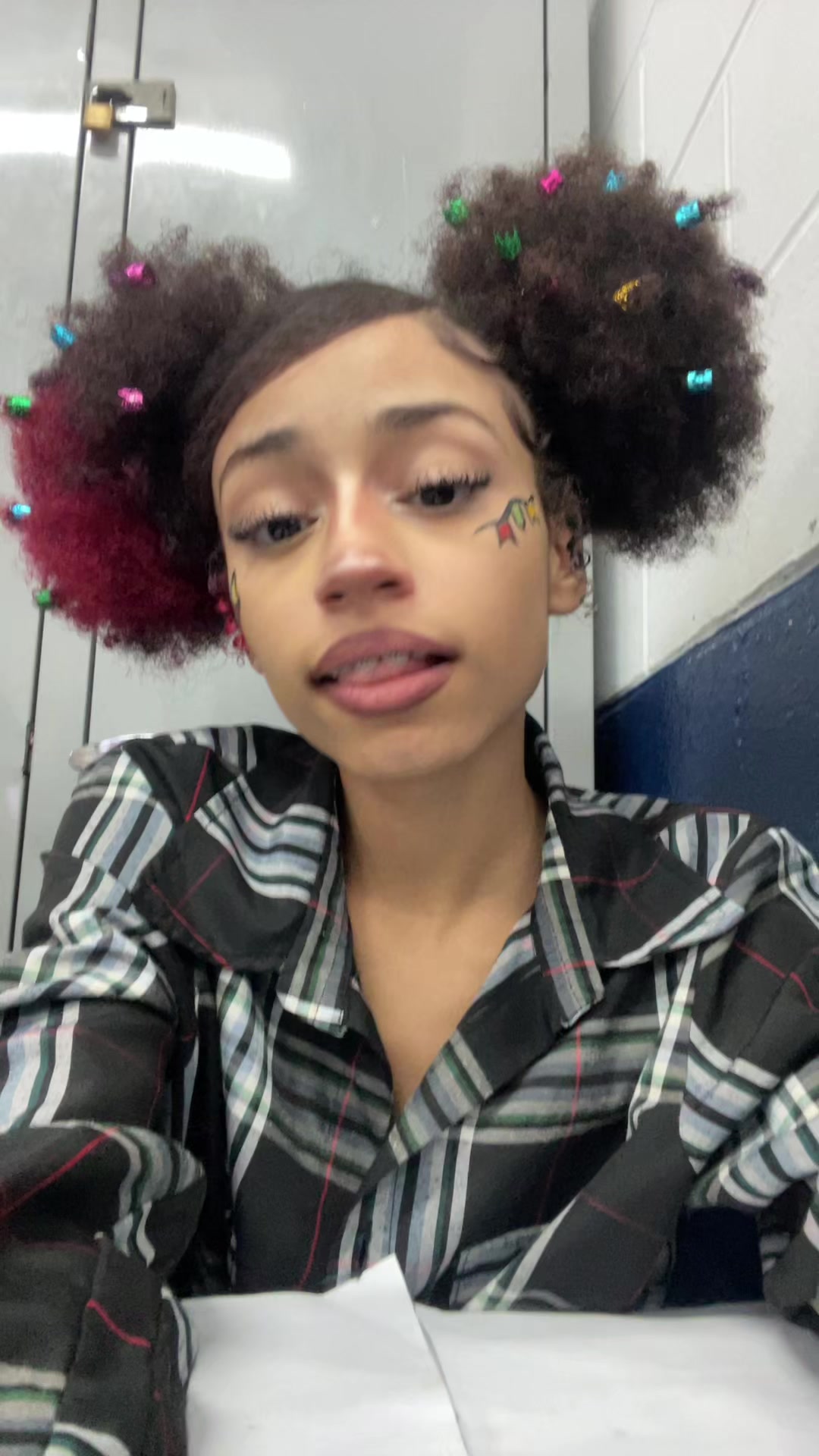 @ailahxvs