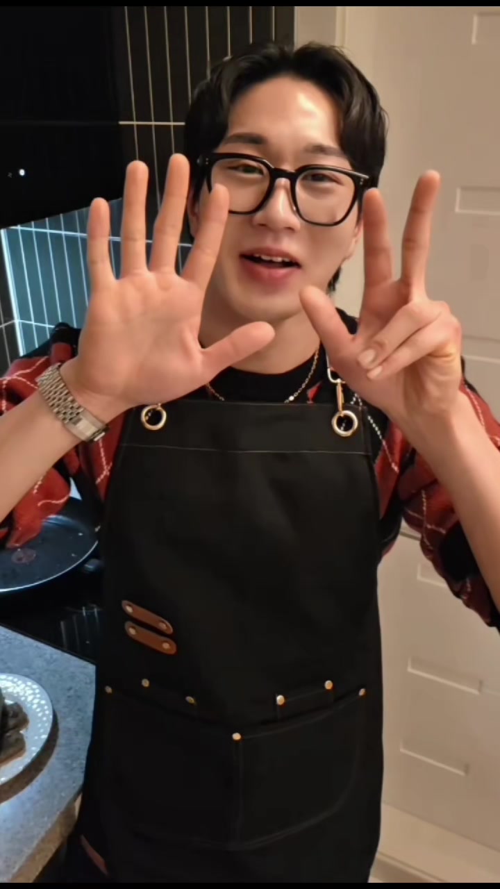 @Angie~앤지~🔪Tonics🔥