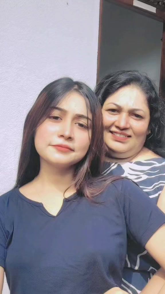 @kavyy💕🧋