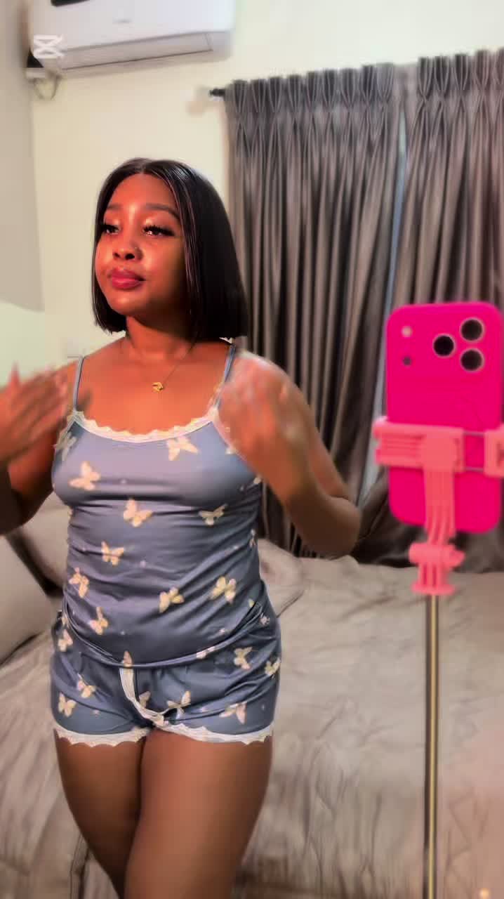 @Jessica 🐰🌸🎀