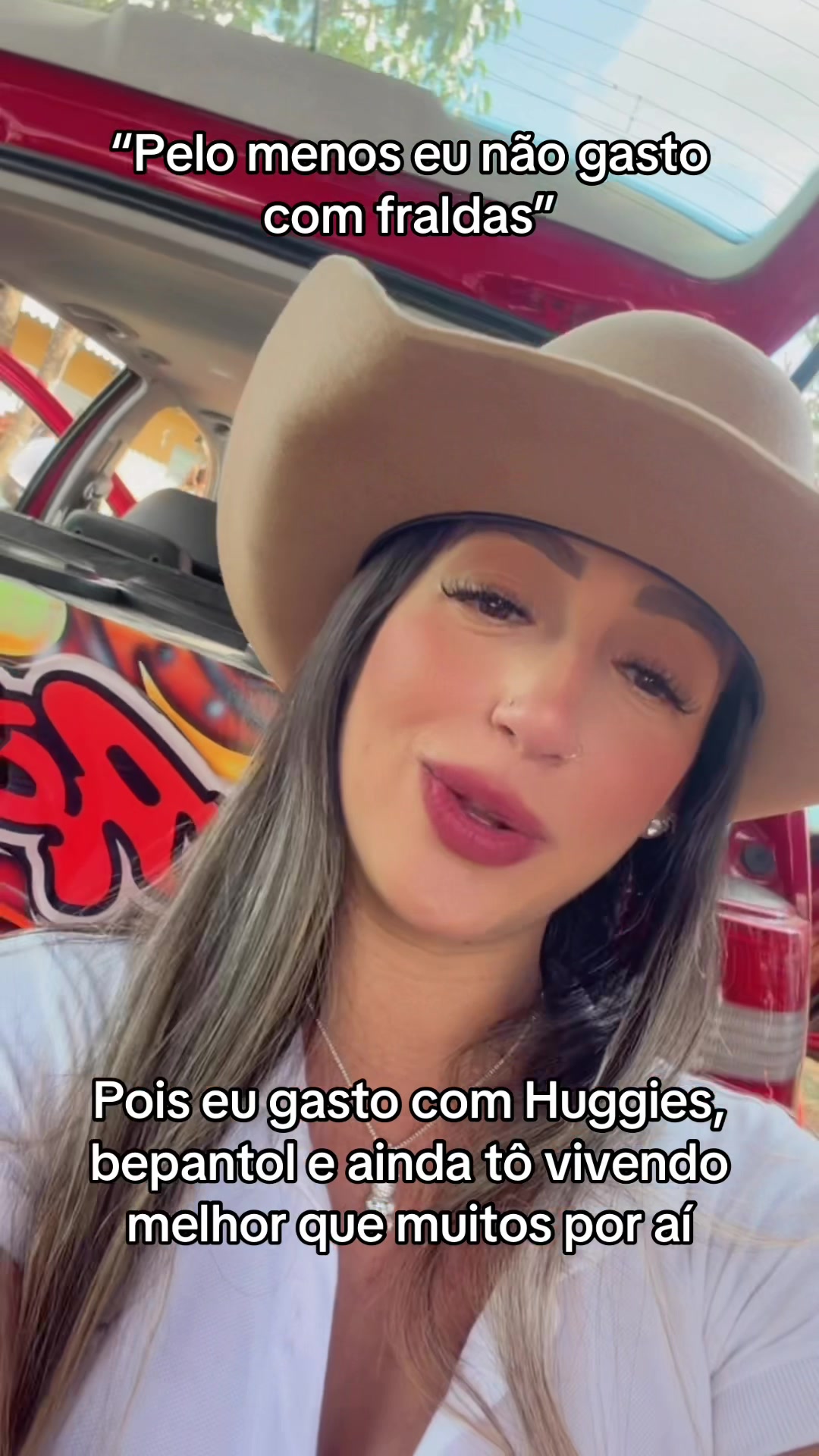 @Ana Carolina