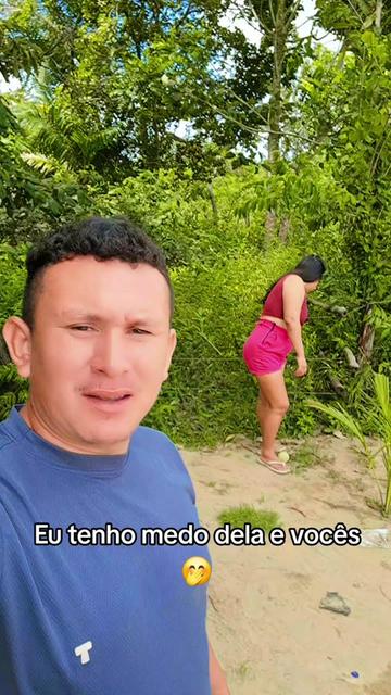 @Mine debochada oficial