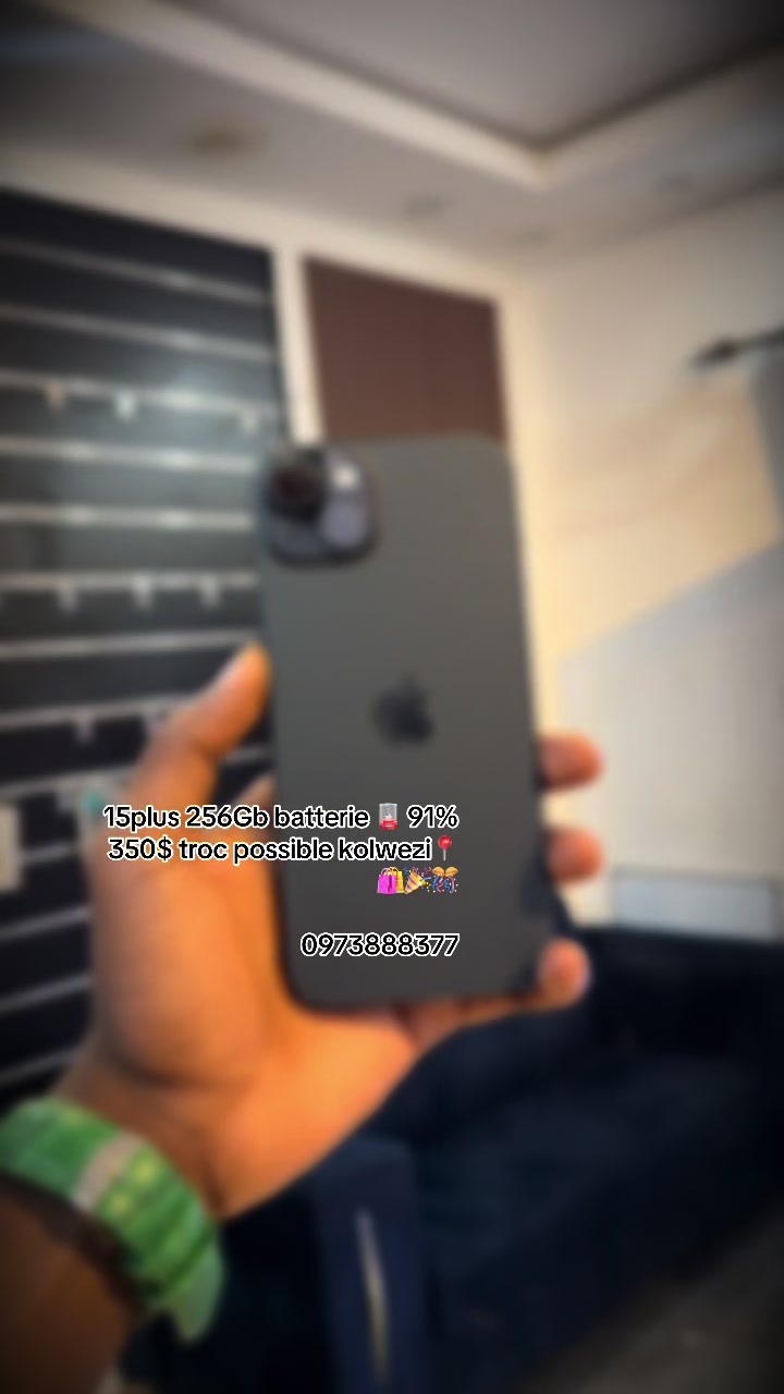 @Apple Store 🏬 kolwezi 📍