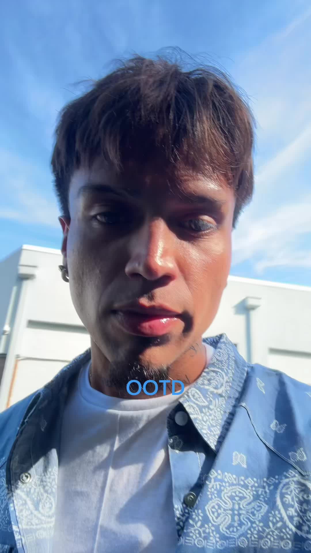 @morefonz2x