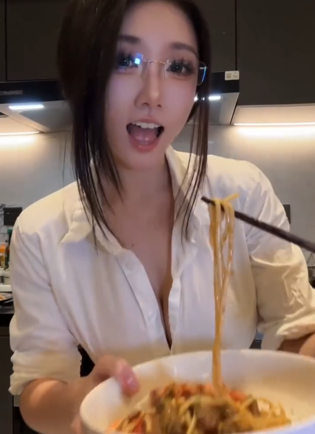 @YunaxEveryone
