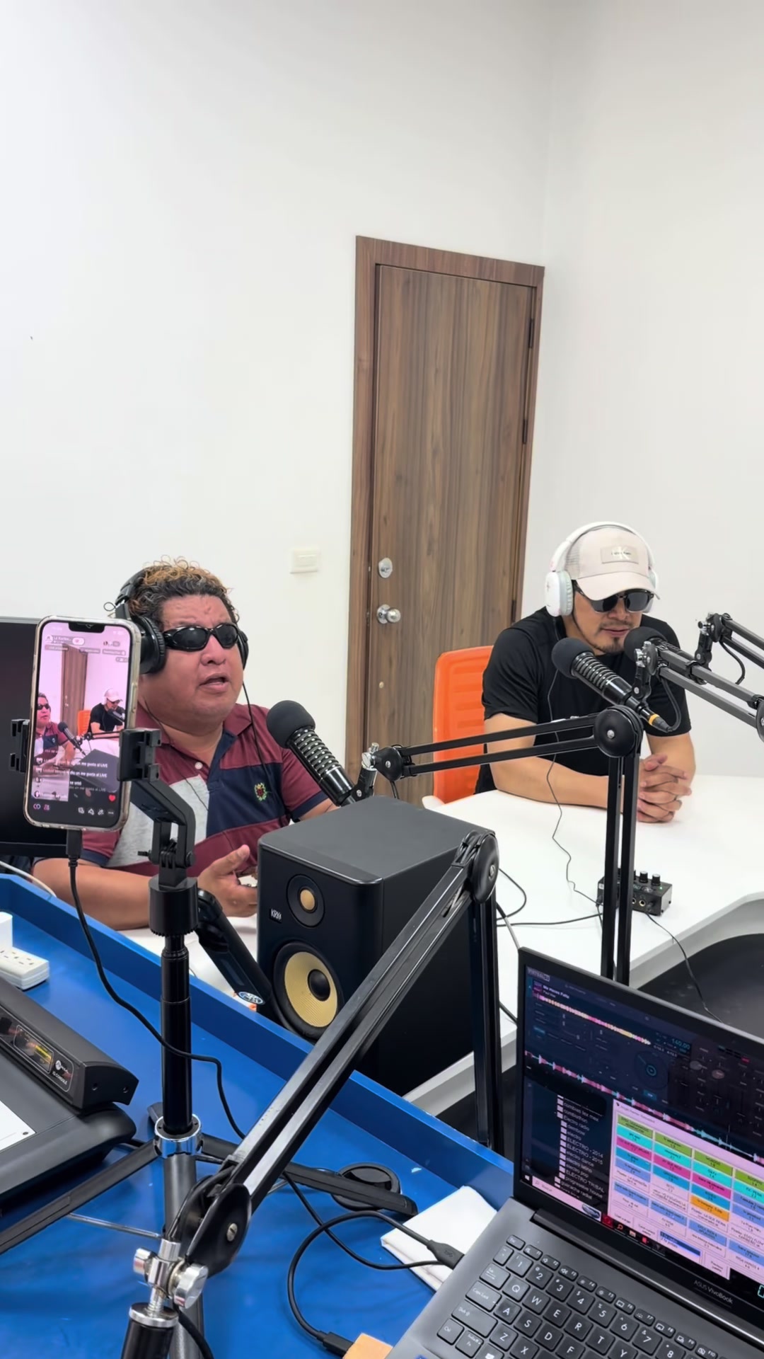 @PaulMaxOficial