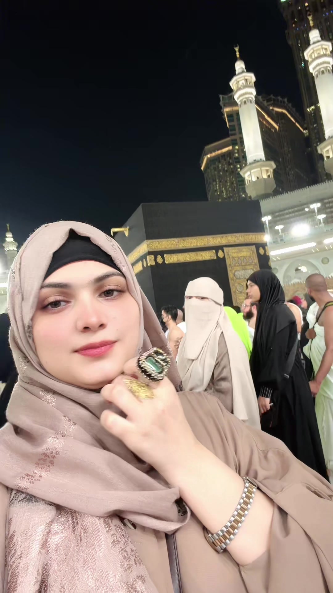 @GulpArii khAn✨❤️🧿